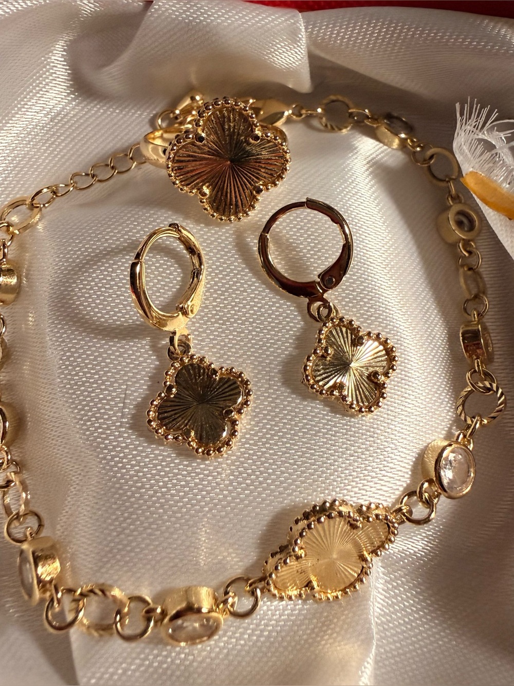 Gold filled clover set